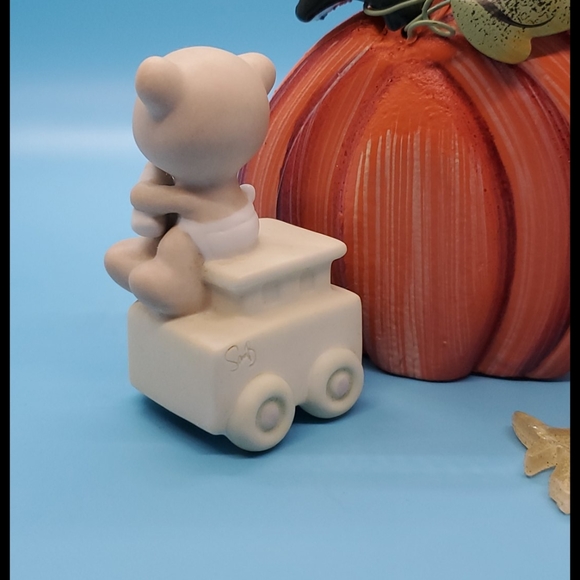 'May your birthday be warm' Precious Moments Birthday Train piece 1985 VINTAGE - Picture 6 of 8